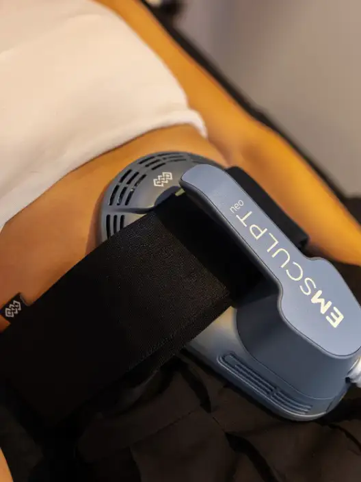 Spieropbouw en Toning met Emsculpt Neo